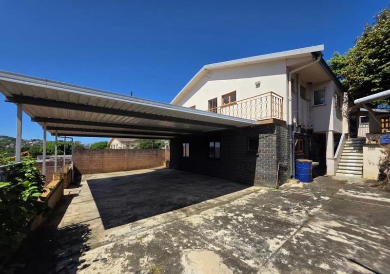 7 Bedroom Property for Sale in Duffs Road KwaZulu-Natal