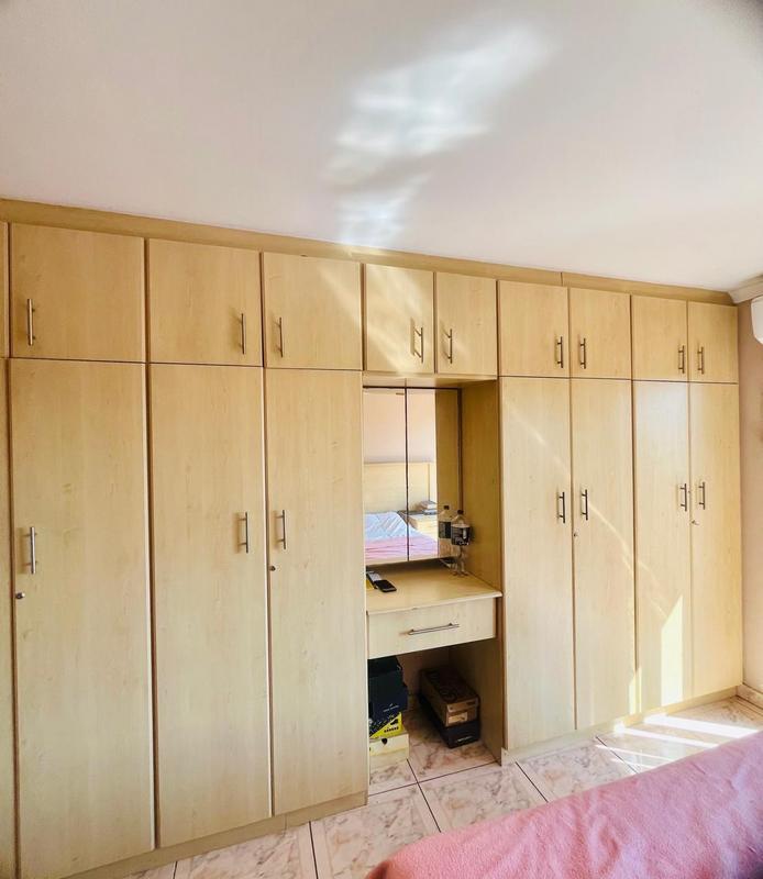 3 Bedroom Property for Sale in Duffs Road KwaZulu-Natal