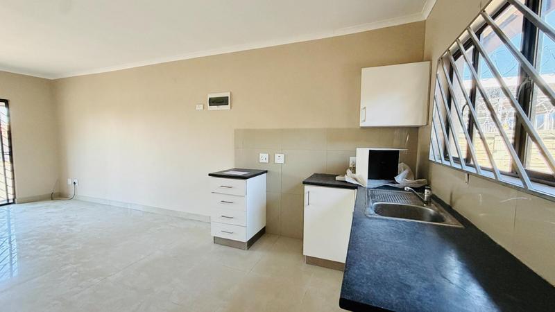 To Let 2 Bedroom Property for Rent in Westham KwaZulu-Natal