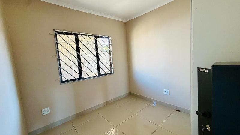 To Let 2 Bedroom Property for Rent in Westham KwaZulu-Natal