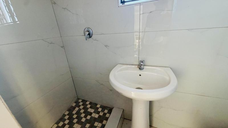 3 Bedroom Property for Sale in Kwamashu KwaZulu-Natal