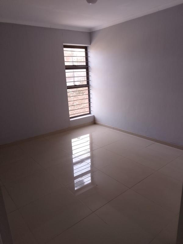 To Let 4 Bedroom Property for Rent in Overport KwaZulu-Natal