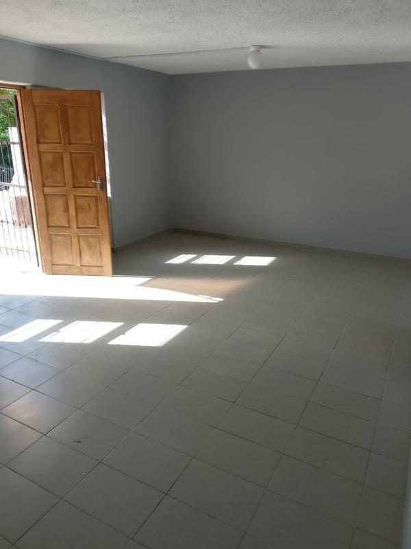 To Let 4 Bedroom Property for Rent in Overport KwaZulu-Natal