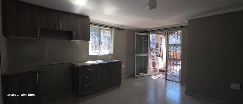 To Let 1 Bedroom Property for Rent in Durban North KwaZulu-Natal