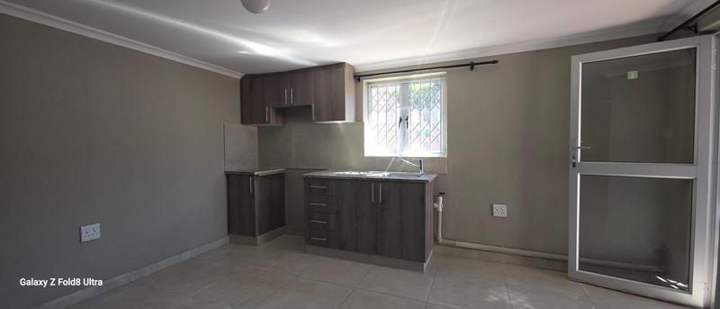To Let 1 Bedroom Property for Rent in Durban North KwaZulu-Natal