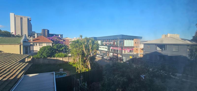 To Let 1 Bedroom Property for Rent in Essenwood KwaZulu-Natal
