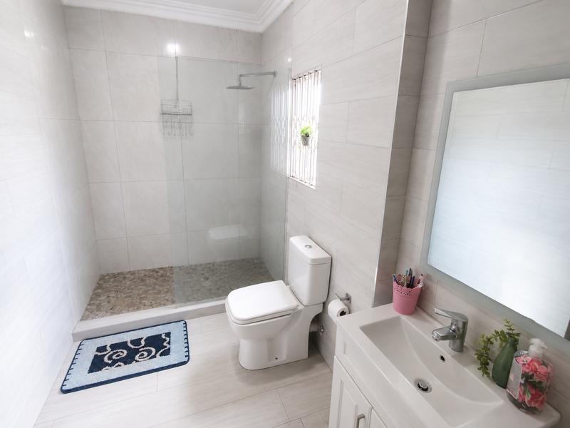 3 Bedroom Property for Sale in Sunningdale KwaZulu-Natal