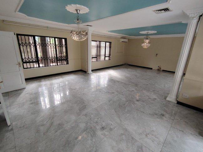 6 Bedroom Property for Sale in Umhlanga KwaZulu-Natal