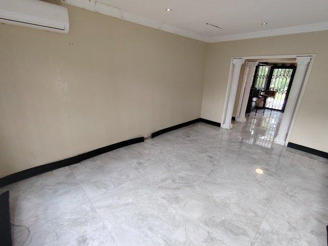 6 Bedroom Property for Sale in Umhlanga KwaZulu-Natal