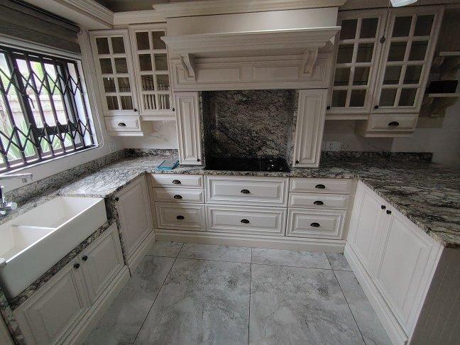 6 Bedroom Property for Sale in Umhlanga KwaZulu-Natal