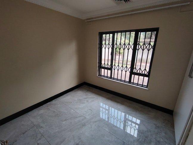 6 Bedroom Property for Sale in Umhlanga KwaZulu-Natal