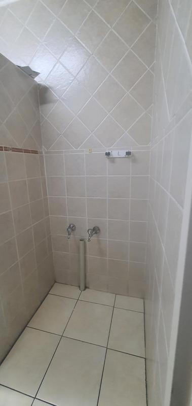 To Let 2 Bedroom Property for Rent in Lennoxton KwaZulu-Natal