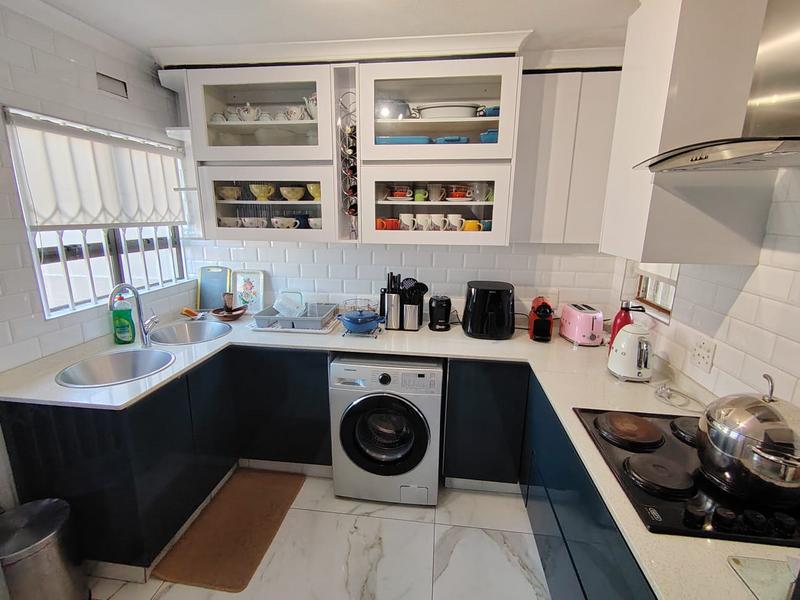 2 Bedroom Property for Sale in Umhlanga KwaZulu-Natal
