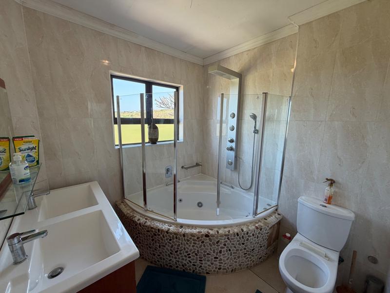 2 Bedroom Property for Sale in Umhlanga KwaZulu-Natal