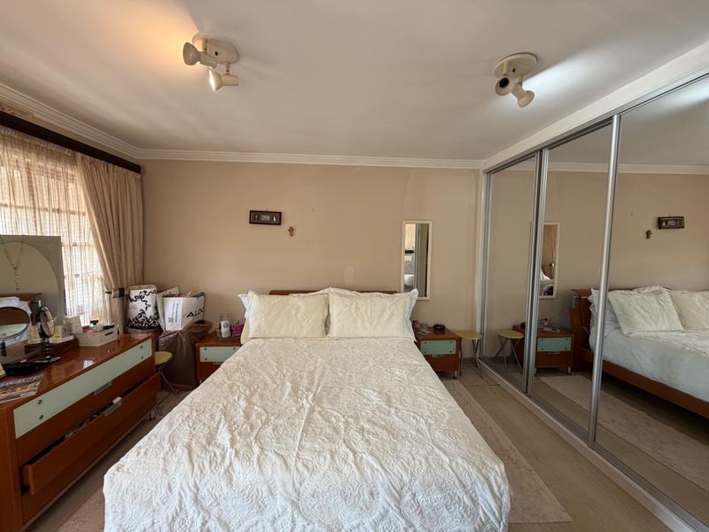2 Bedroom Property for Sale in Umhlanga KwaZulu-Natal