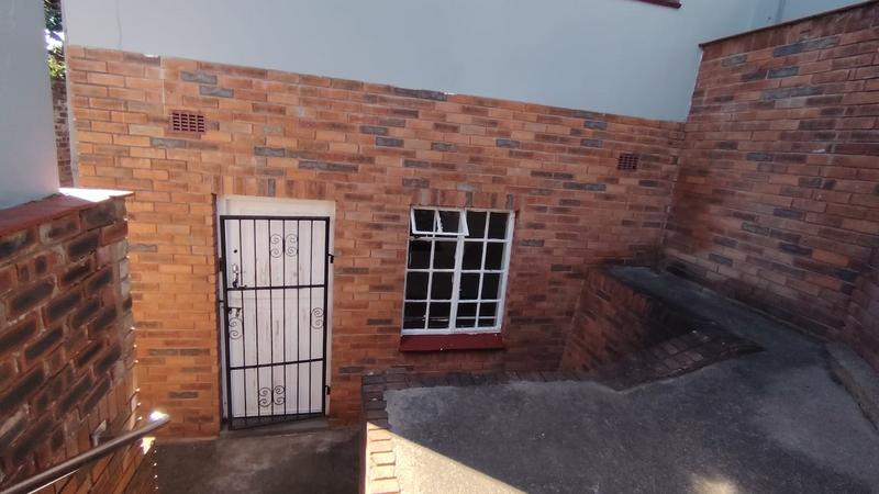 To Let 1 Bedroom Property for Rent in Malvern KwaZulu-Natal