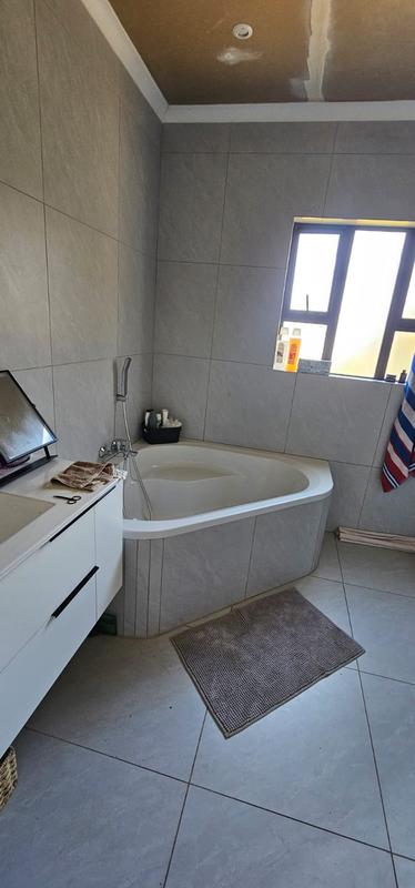 3 Bedroom Property for Sale in Scottburgh KwaZulu-Natal