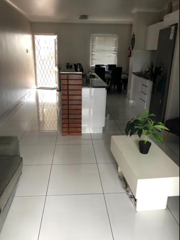 2 Bedroom Property for Sale in Umhlanga Ridge KwaZulu-Natal