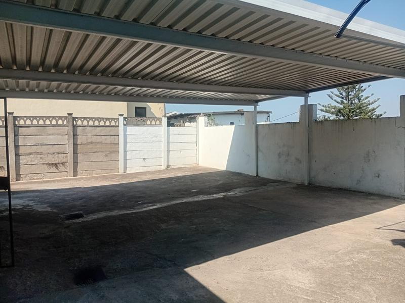 To Let 2 Bedroom Property for Rent in Umlazi KwaZulu-Natal