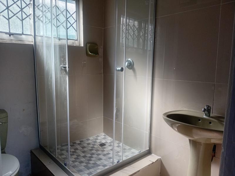 To Let 2 Bedroom Property for Rent in Umlazi KwaZulu-Natal