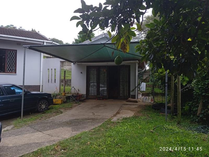 To Let 3 Bedroom Property for Rent in Umtentweni KwaZulu-Natal