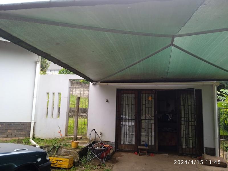 To Let 3 Bedroom Property for Rent in Umtentweni KwaZulu-Natal