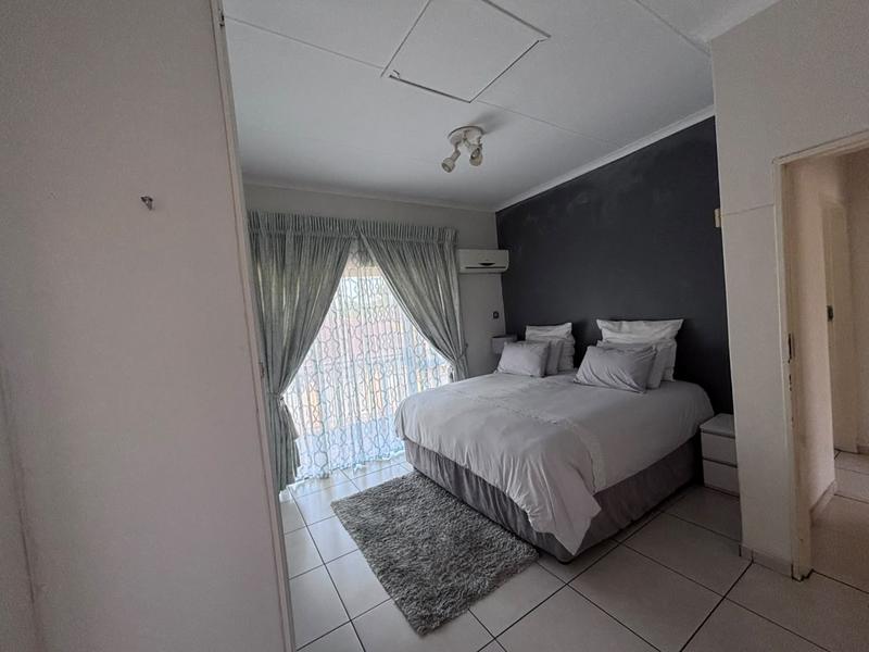 3 Bedroom Property for Sale in Meer En See KwaZulu-Natal