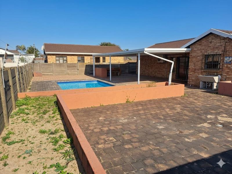4 Bedroom Property for Sale in Birdswood KwaZulu-Natal