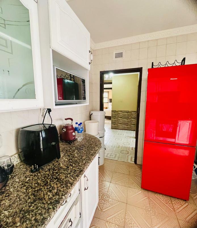 5 Bedroom Property for Sale in Umlazi KwaZulu-Natal