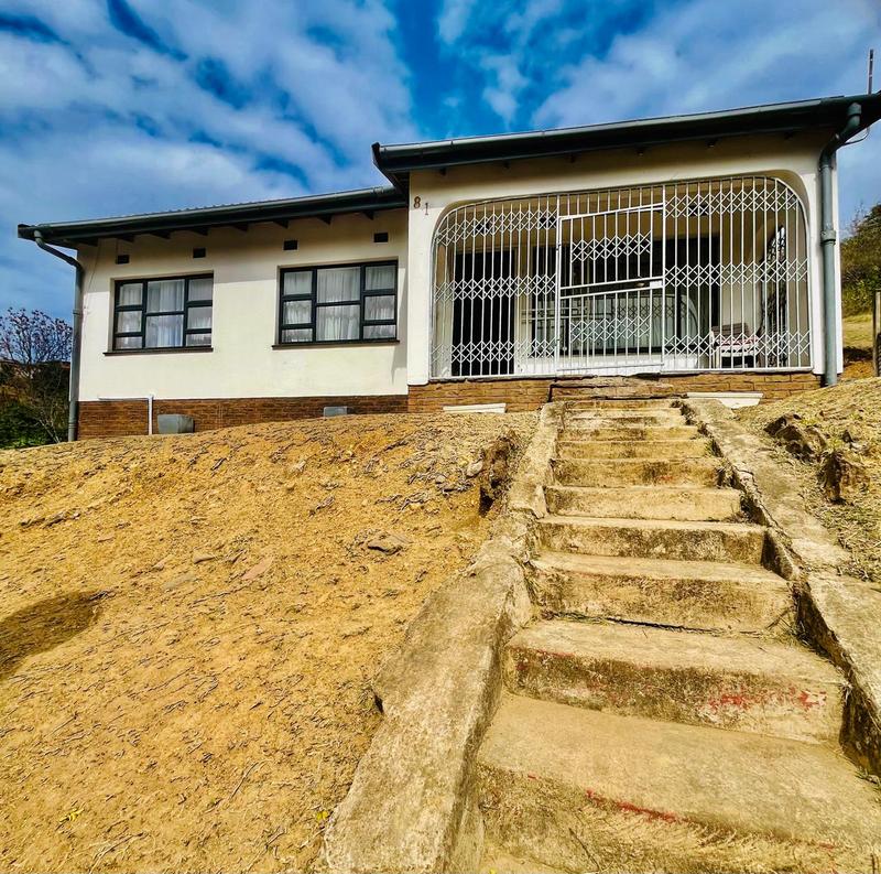 5 Bedroom Property for Sale in Umlazi KwaZulu-Natal