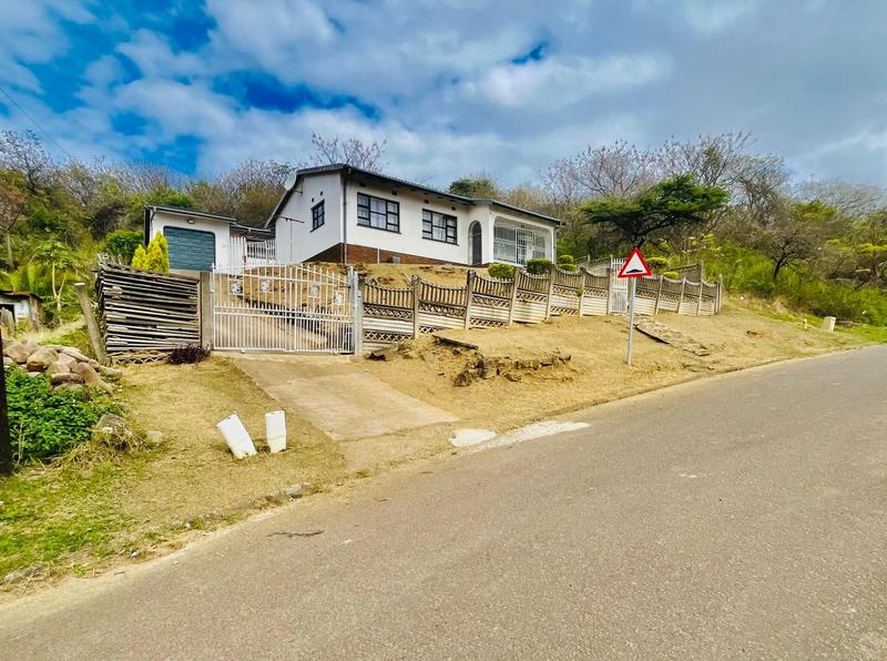 5 Bedroom Property for Sale in Umlazi KwaZulu-Natal