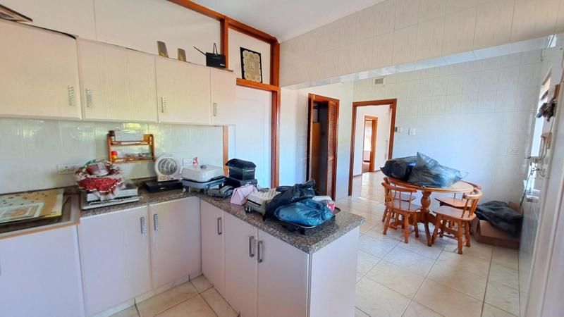 To Let 5 Bedroom Property for Rent in Bluff KwaZulu-Natal