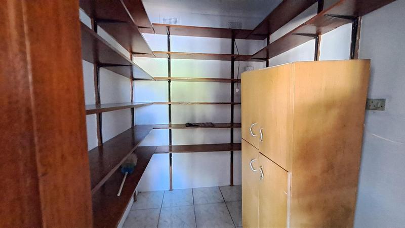 To Let 5 Bedroom Property for Rent in Bluff KwaZulu-Natal