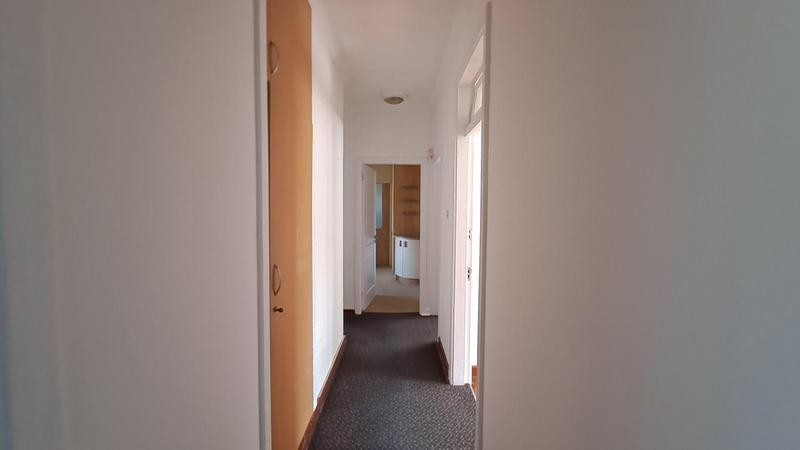To Let 5 Bedroom Property for Rent in Bluff KwaZulu-Natal