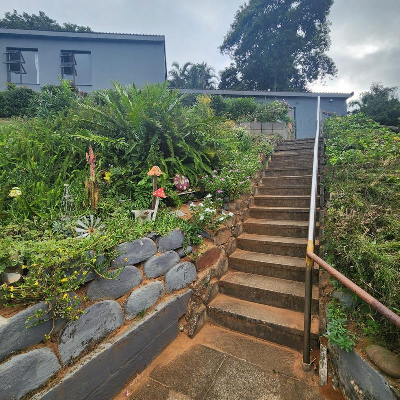 4 Bedroom Property for Sale in Umtentweni KwaZulu-Natal