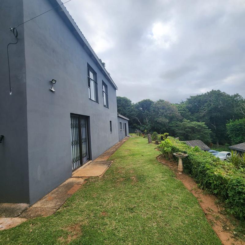 4 Bedroom Property for Sale in Umtentweni KwaZulu-Natal