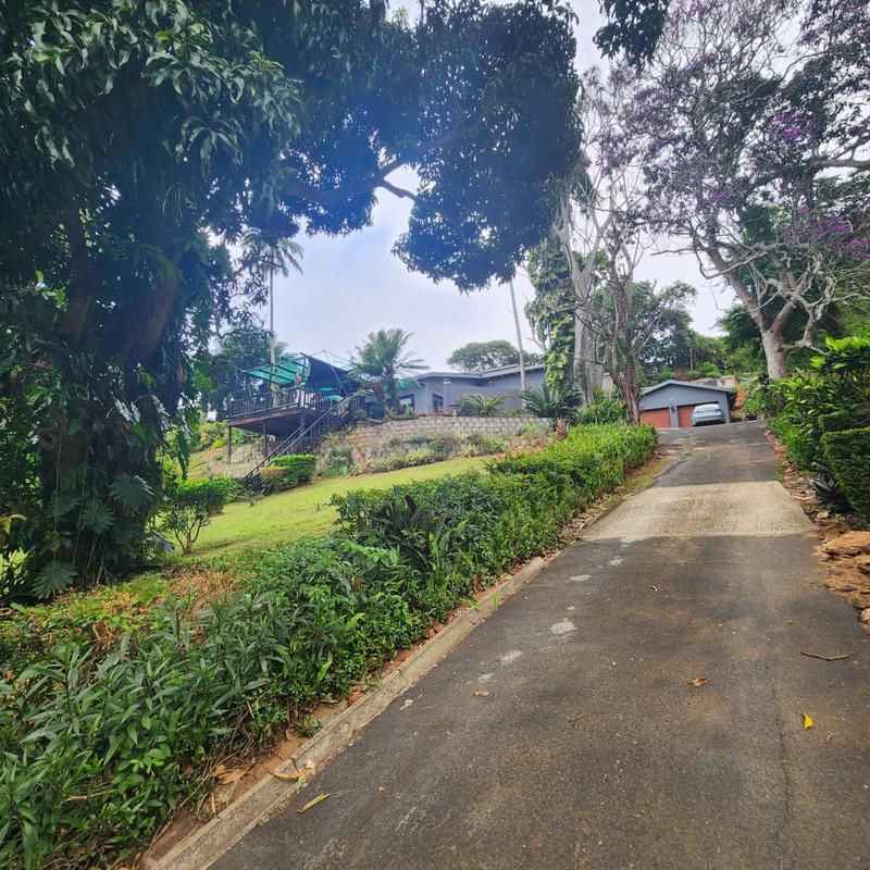 4 Bedroom Property for Sale in Umtentweni KwaZulu-Natal