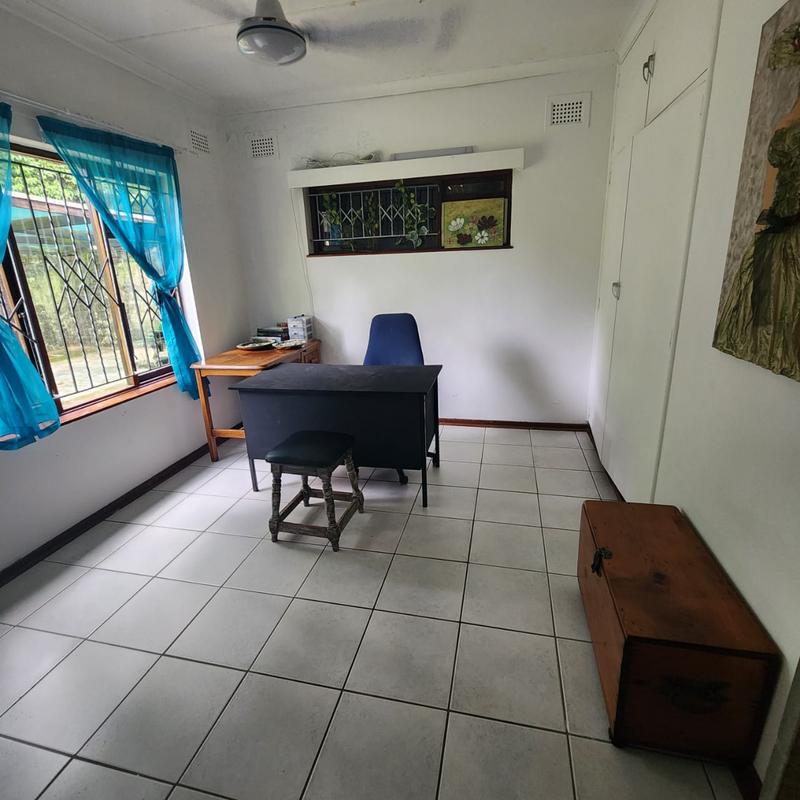 4 Bedroom Property for Sale in Umtentweni KwaZulu-Natal