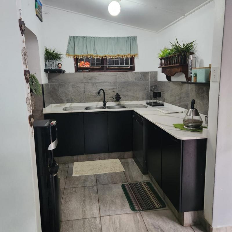4 Bedroom Property for Sale in Umtentweni KwaZulu-Natal