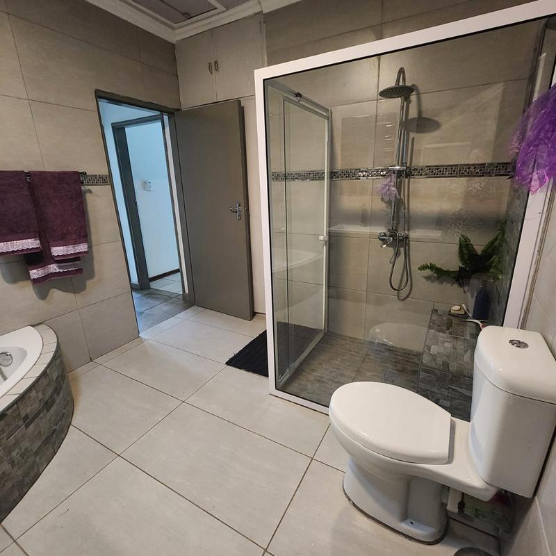 4 Bedroom Property for Sale in Umtentweni KwaZulu-Natal