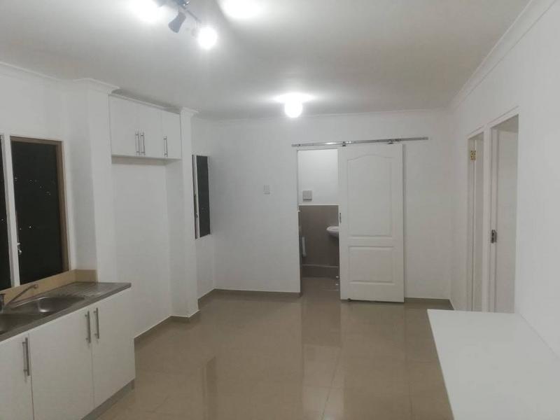 To Let 2 Bedroom Property for Rent in Reservoir Hills KwaZulu-Natal
