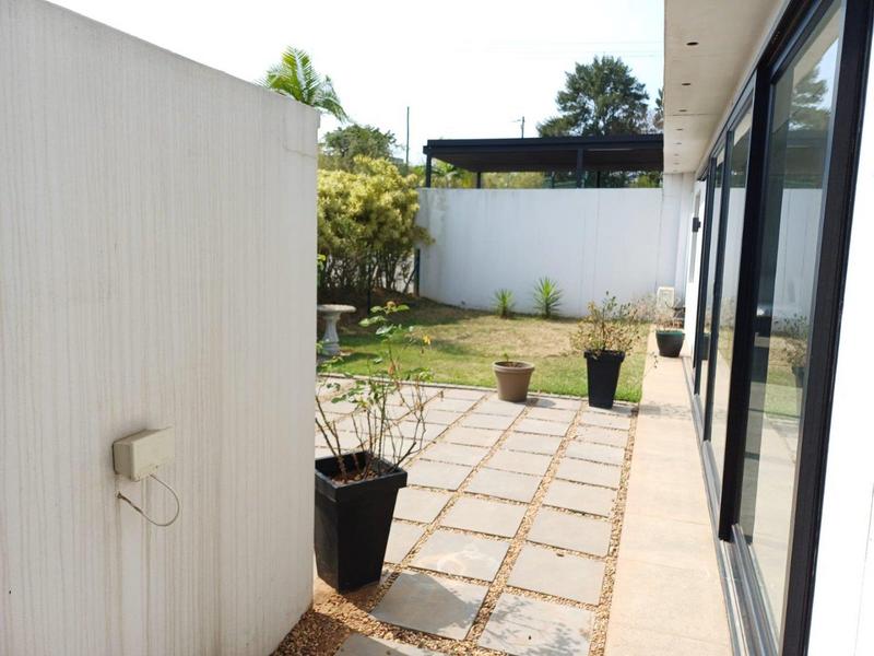 To Let 2 Bedroom Property for Rent in Sheffield Beach KwaZulu-Natal