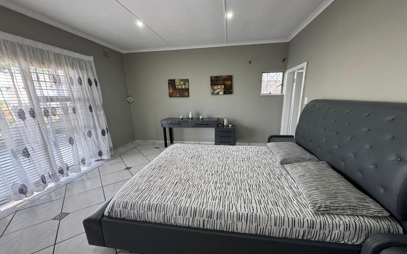 4 Bedroom Property for Sale in Margate Beach KwaZulu-Natal