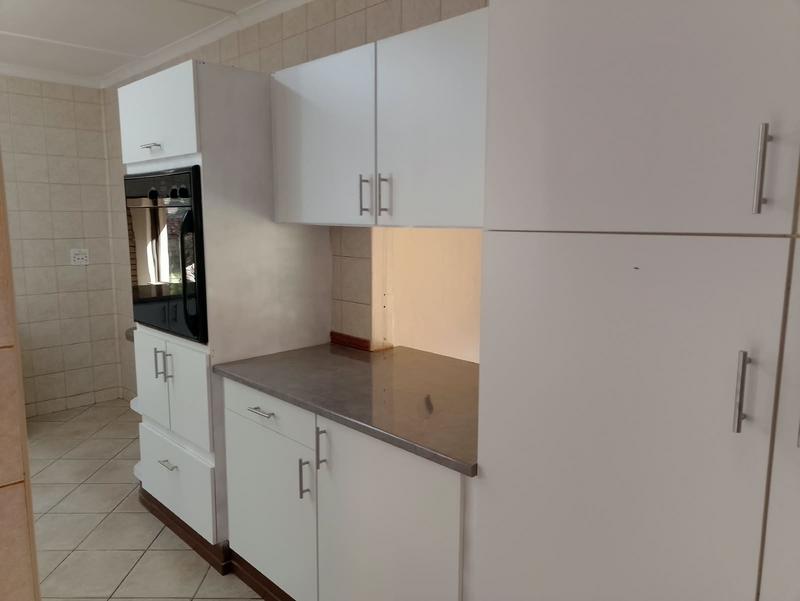 To Let 4 Bedroom Property for Rent in Panorama KwaZulu-Natal