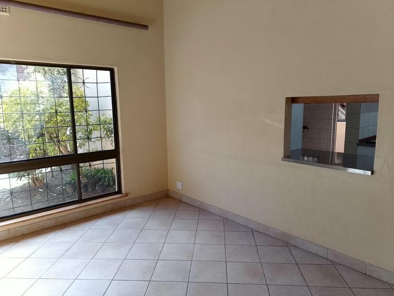 To Let 4 Bedroom Property for Rent in Panorama KwaZulu-Natal