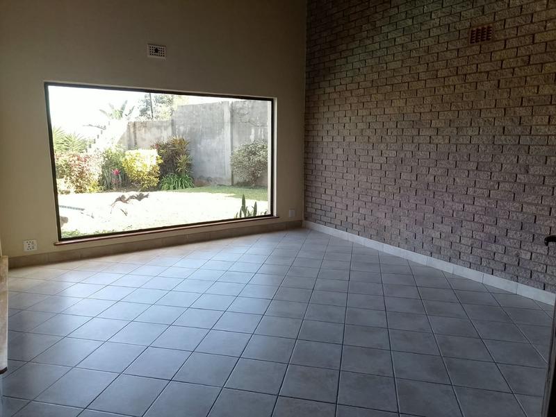 To Let 4 Bedroom Property for Rent in Panorama KwaZulu-Natal