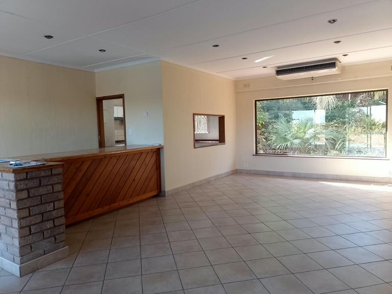 To Let 4 Bedroom Property for Rent in Panorama KwaZulu-Natal