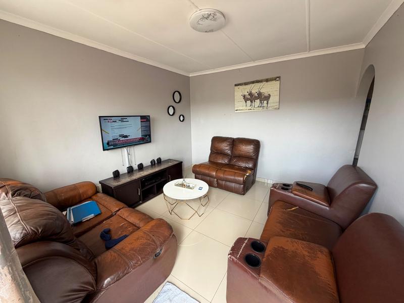3 Bedroom Property for Sale in Newlands West KwaZulu-Natal