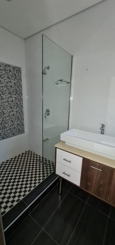 3 Bedroom Property for Sale in Sherwood KwaZulu-Natal