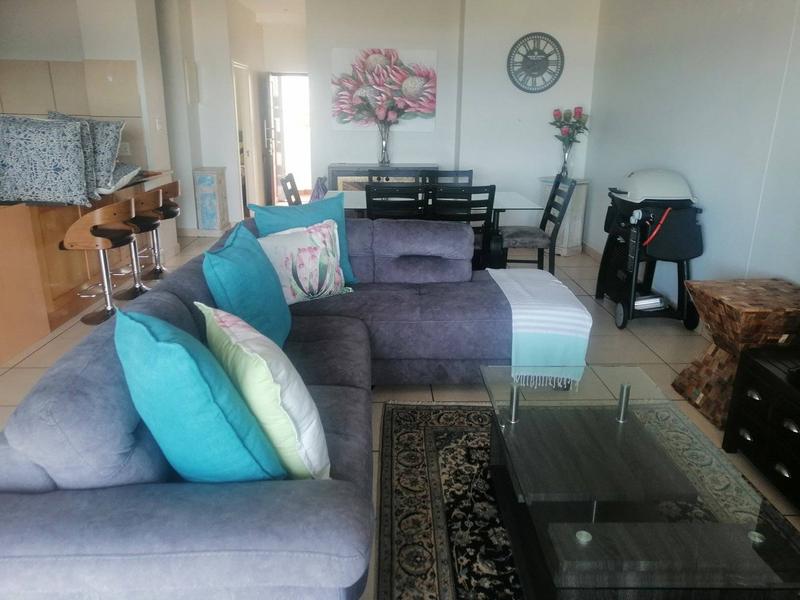 To Let 4 Bedroom Property for Rent in Margate Beach KwaZulu-Natal